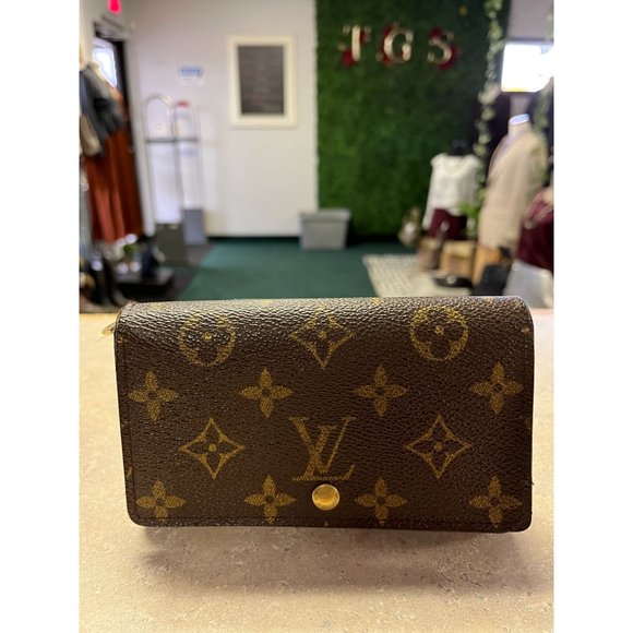 Louis Vuitton Zippy Compact - Picture 2 of 8
